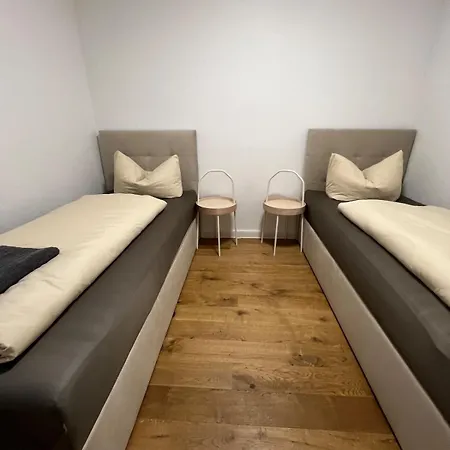 To&to 2-2 Bedroom Stuttgart